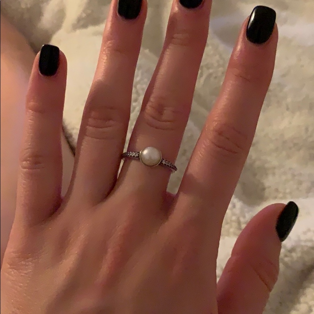 Pandora pearl ring